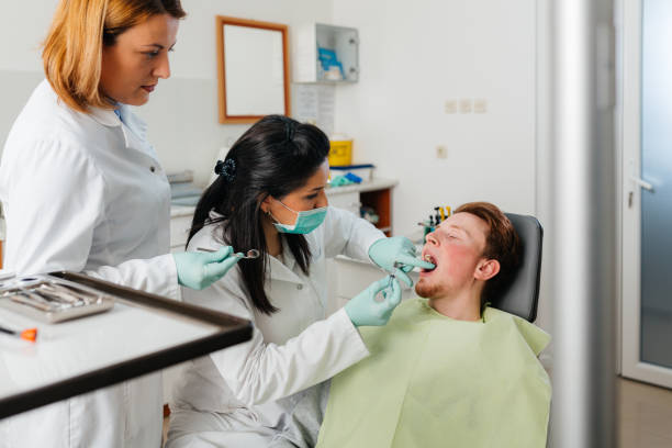 Best Walk-In Emergency Dental Services in Savannah, TX